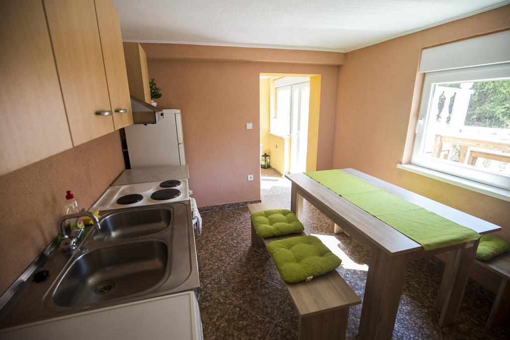 Apartments Adria Криквеница Екстериор снимка