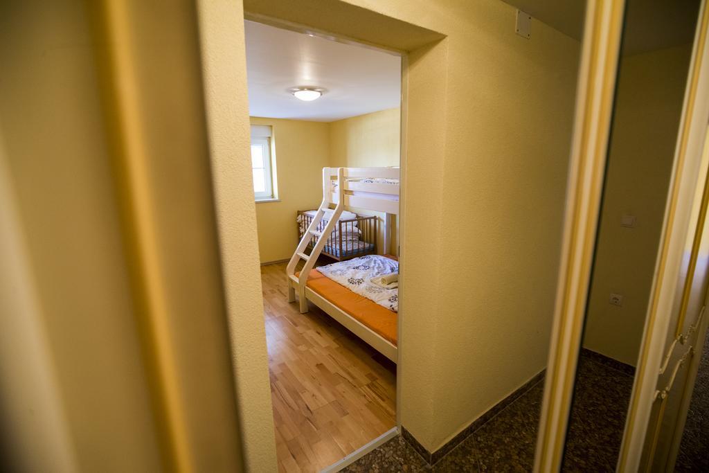 Apartments Adria Криквеница Екстериор снимка