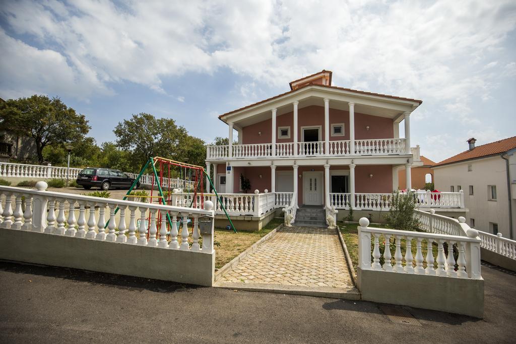 Apartments Adria Криквеница Екстериор снимка